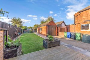 Photo 30- click for photo gallery